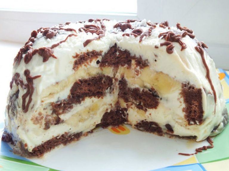 Прянично-банановый торт — без выпечки